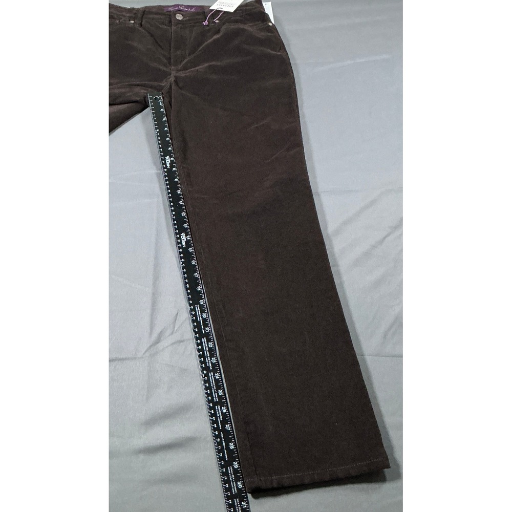 Gloria Vanderbilt Amanda Corduroy Slimming Jeans Brown Tapered Leg Womens 10 Avg - Picture 6 of 11